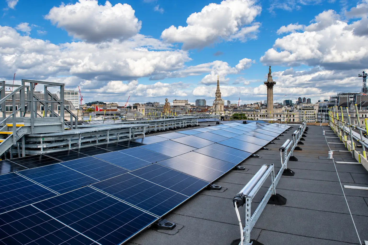 Spring Gardens Rooftop, London Skyline-2